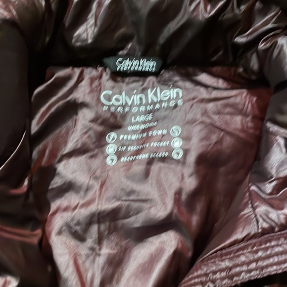 COPY - Calvin Klein puffer vest - Picture 2 of 3